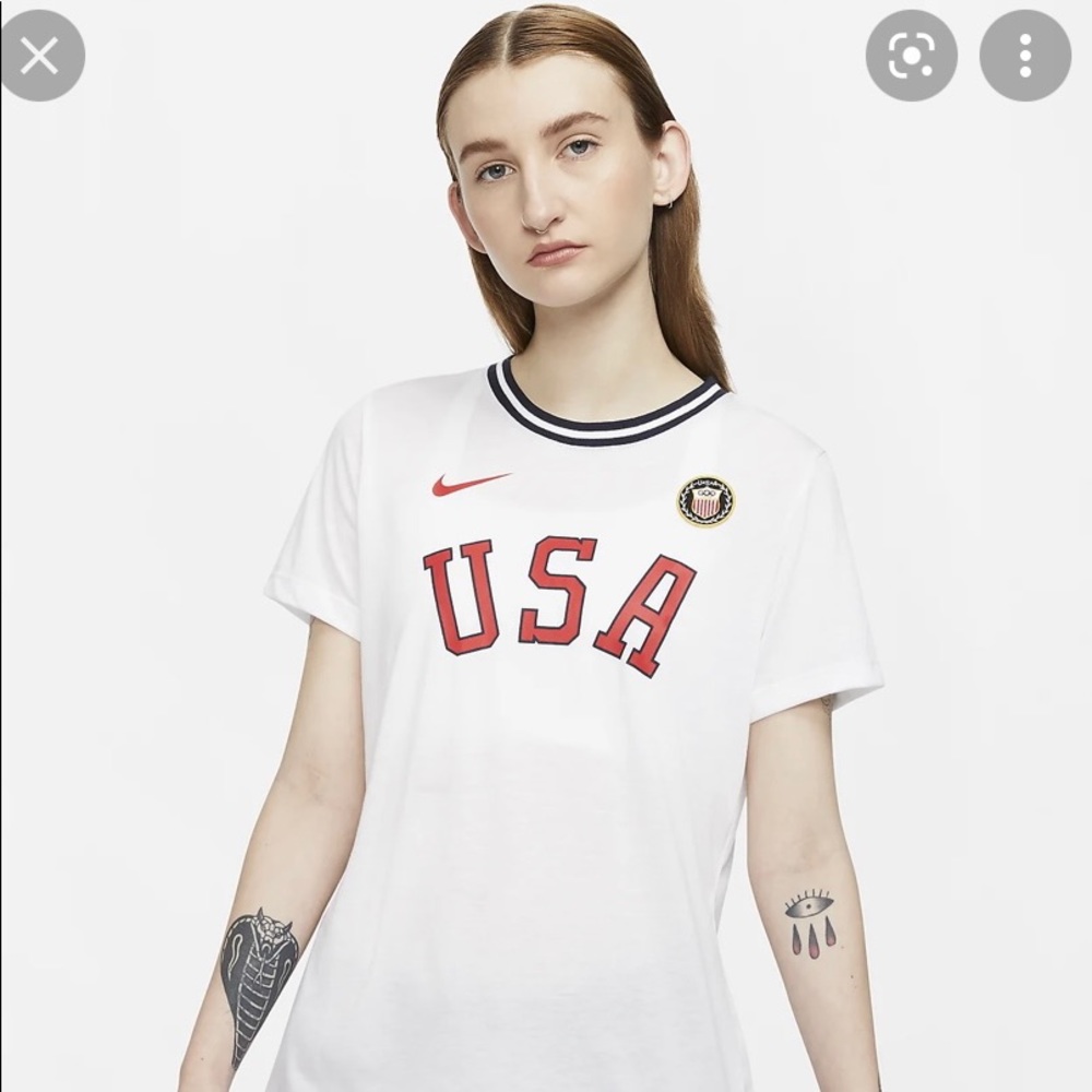 SOLD* NEW Women’s (S) White USA Nike Tee